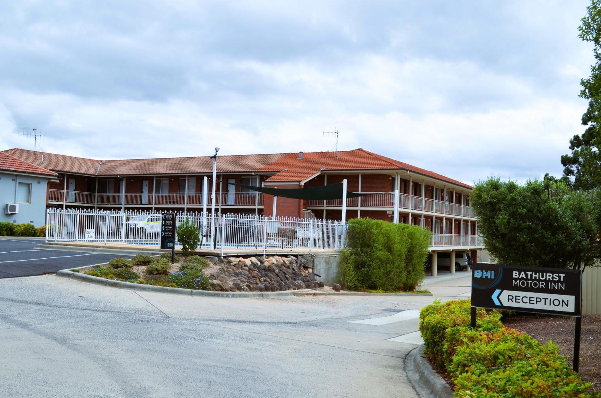Bathurst Motor Inn Exterior photo